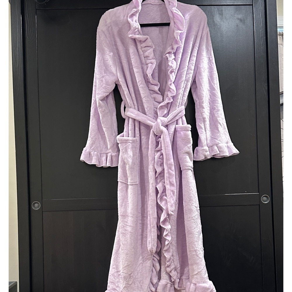 Lavender Ruffle Trim Women's Robe